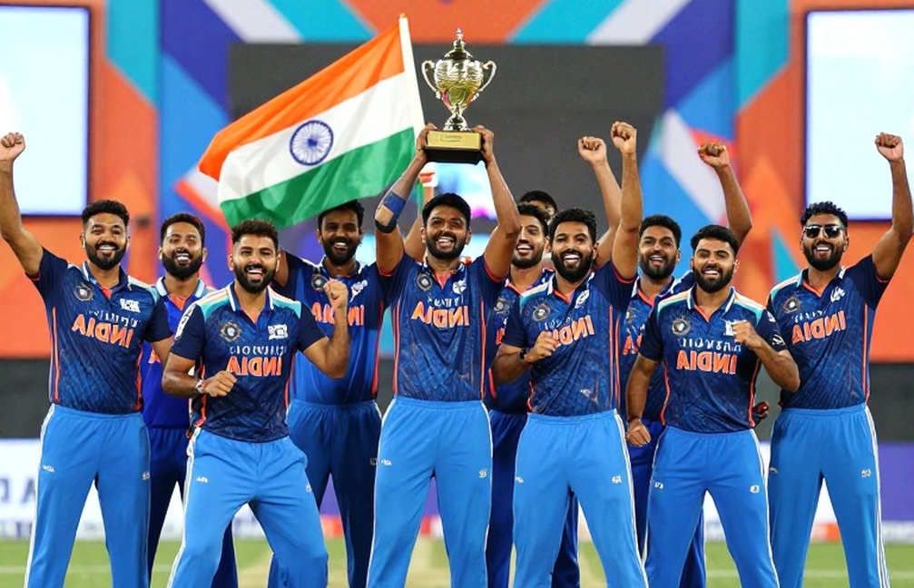 সাদাকাত-ফারহানের ঝড়ে পাকিস্তানের ২-০ লিড: ৮২ রানের ব্যবধানের নিচে চাপা পড়া তিনটি সত্য