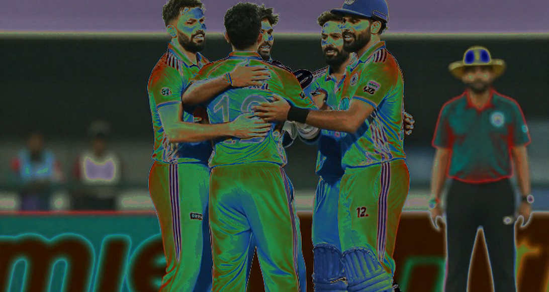 ড্রাফটে কেউ নেয়নি, এখন 'কৌ' — ফাতিমা সানার আট ম্যাচের চুক্তি আসলে কী বলে
